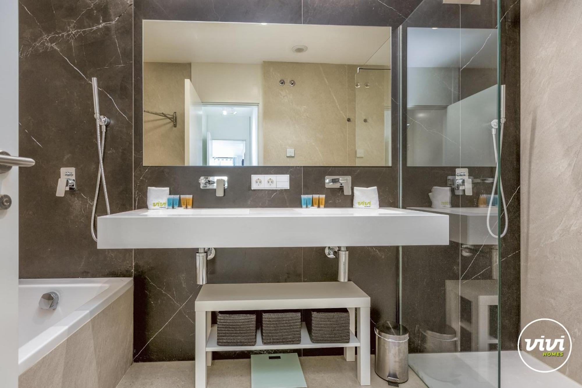 Apartamento Vivi Homes - Choco Pool, Gym, Terrace & Torremolinos